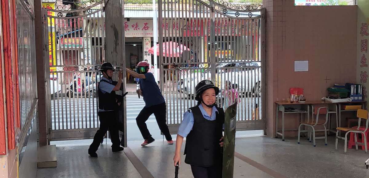 绷紧安全弦，筑牢安全线|南昌市国军高级中学举行反恐特警应急演习活动